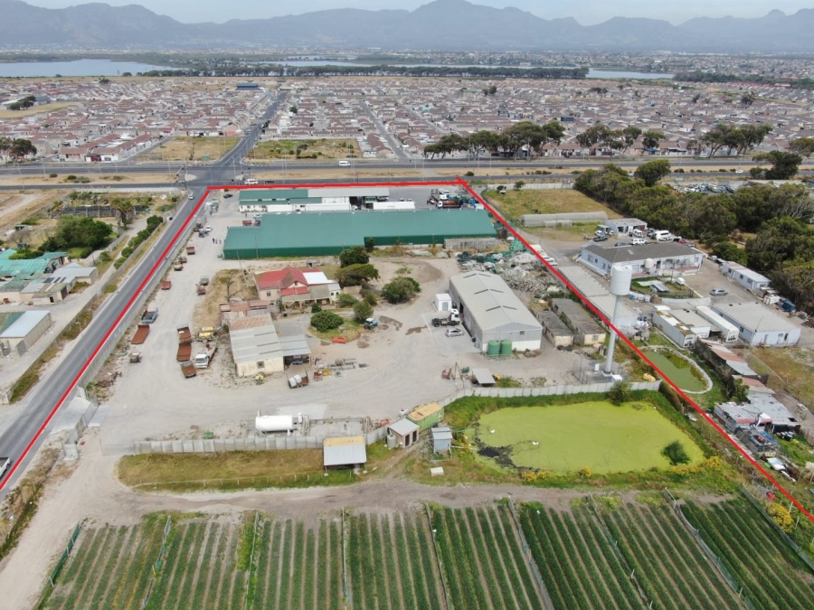Commercial Property for Sale in Schaap Kraal Western Cape